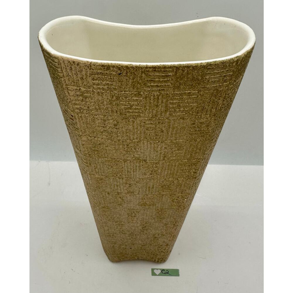 Vintage Shawnee Pottery 1408 Textured Tall Vase MCM Beige Tan USA Mid Century